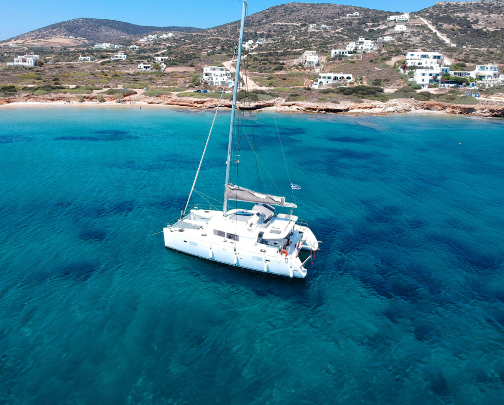 A WEEK ON A CATAMARAN IN GREECE – The GlobeSailor