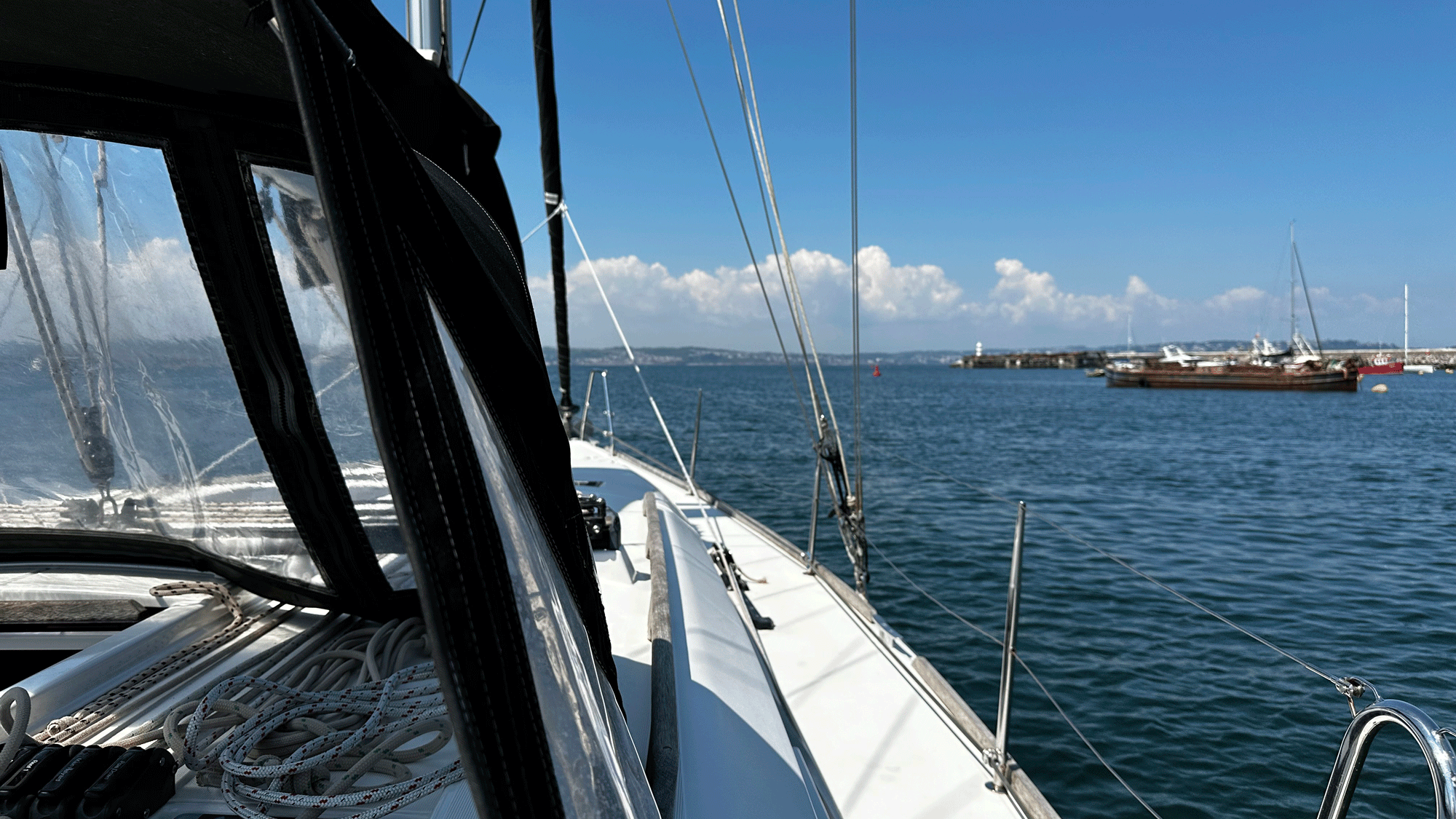 How to learn to sail: Catching the sailing wave