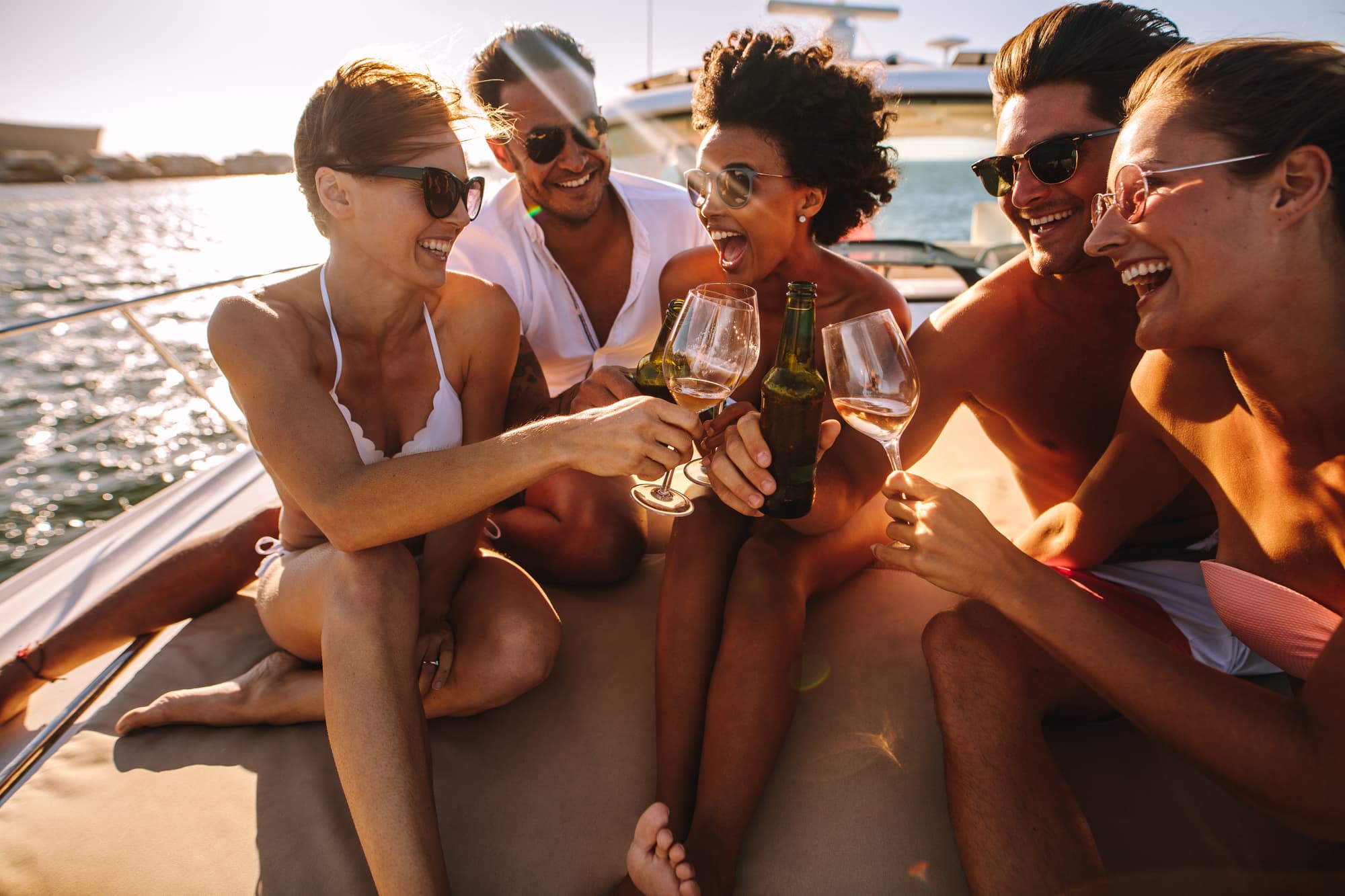 Advantages and Disadvantages of Sailing Holidays