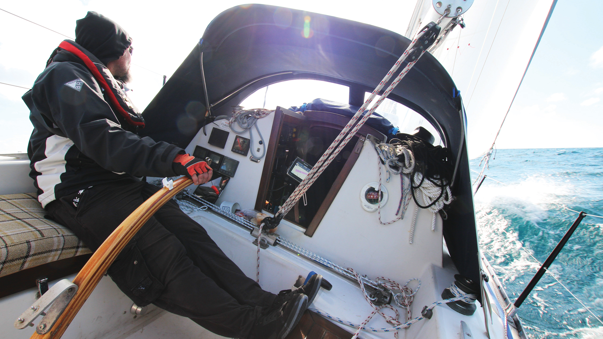 Does steering failure mean a Mayday call?